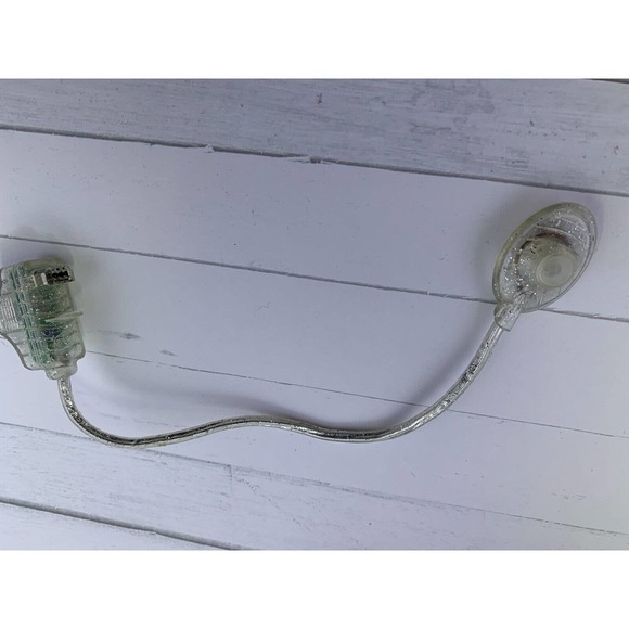 Nyko Nintendo Game Boy Advance Color Bendy Worm Light Snake Lamp Clear - Picture 5 of 5